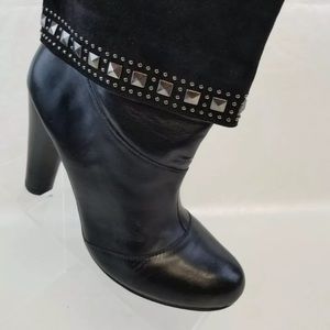 Very Volatile Womens Black Boots Shoes size 7